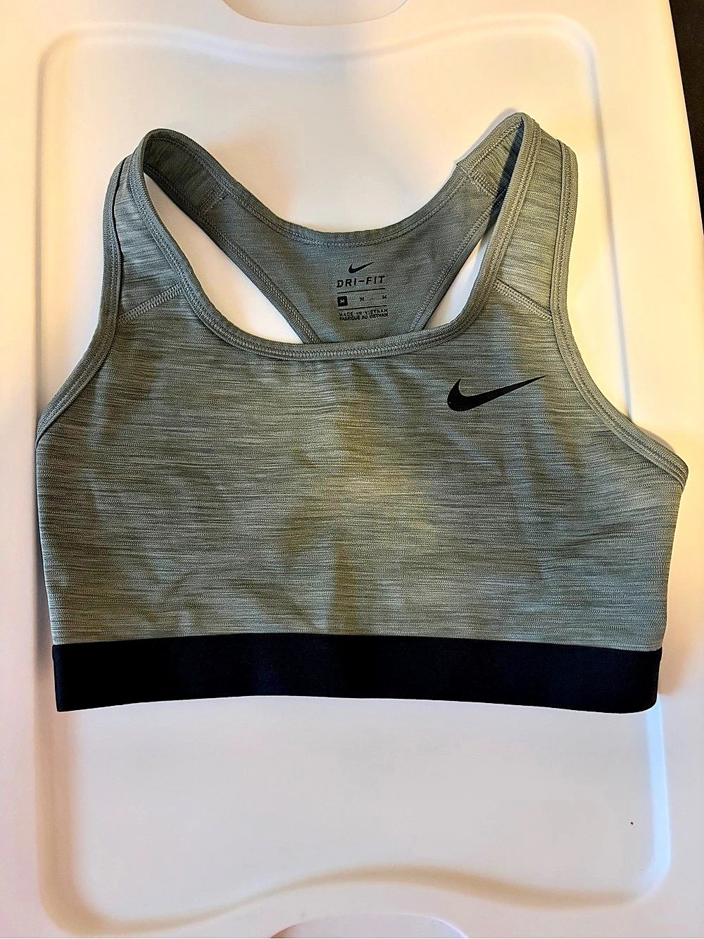 Nike Dri-FIT Sports Bra Gray & Black Size Medium Like New